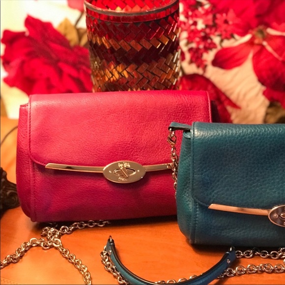 Vintage Coach Crossbody in Fuchsia EUC - Picture 4 of 14